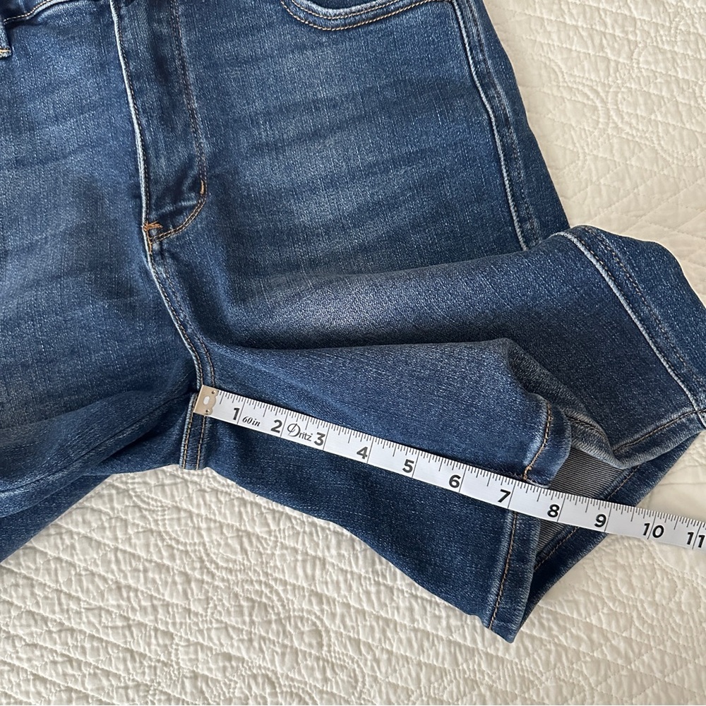 Judy Blue Tummy Control High Waist Vintage Wash Cuffed Shorts Denim Women’s XL - Picture 8 of 13